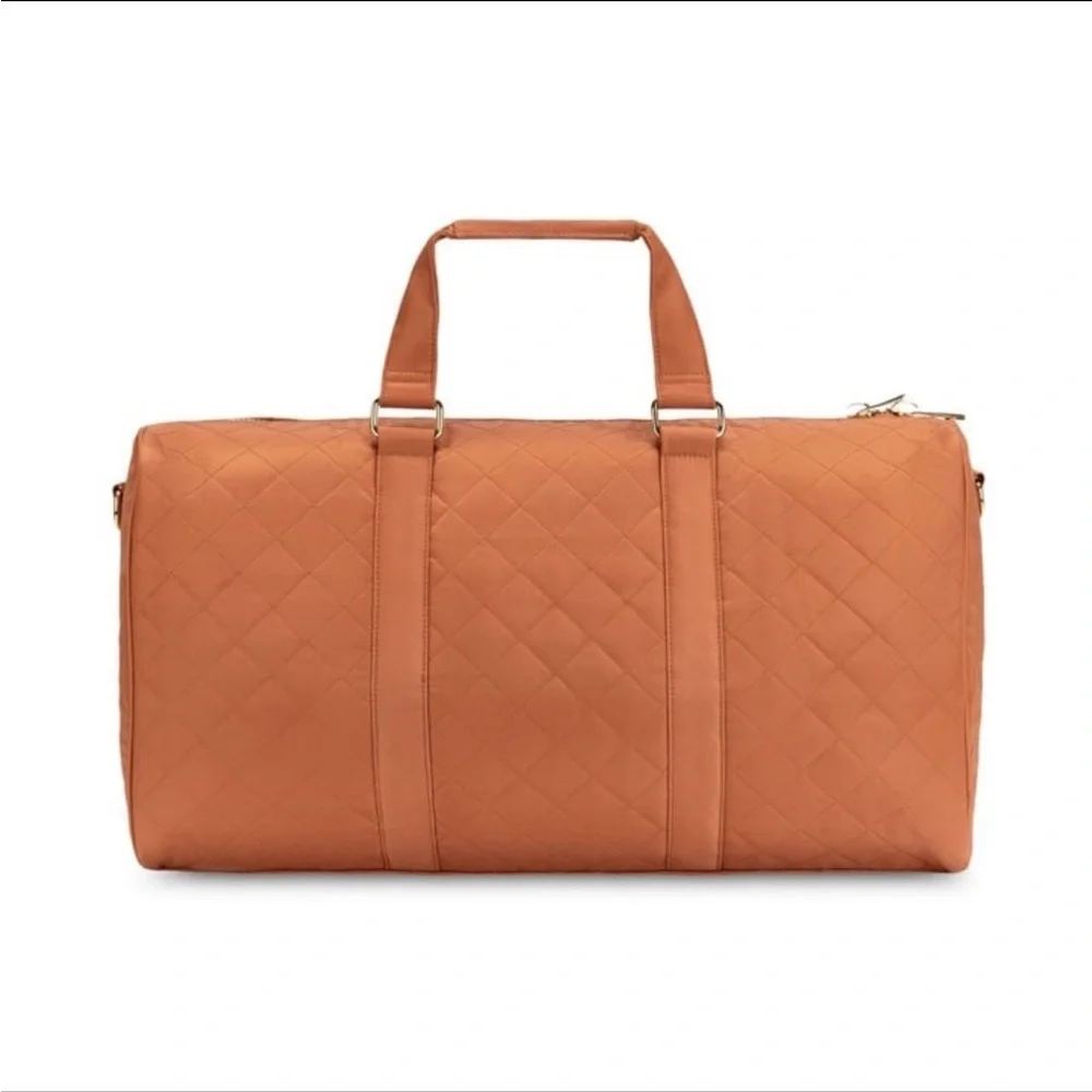 🆕 Stoney Clover Lane Quilted Diamond Camel Desert Dreams Nylon Classic Duffle